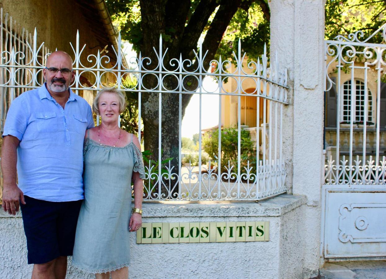 Le Clos Vitis Violes Экстерьер фото