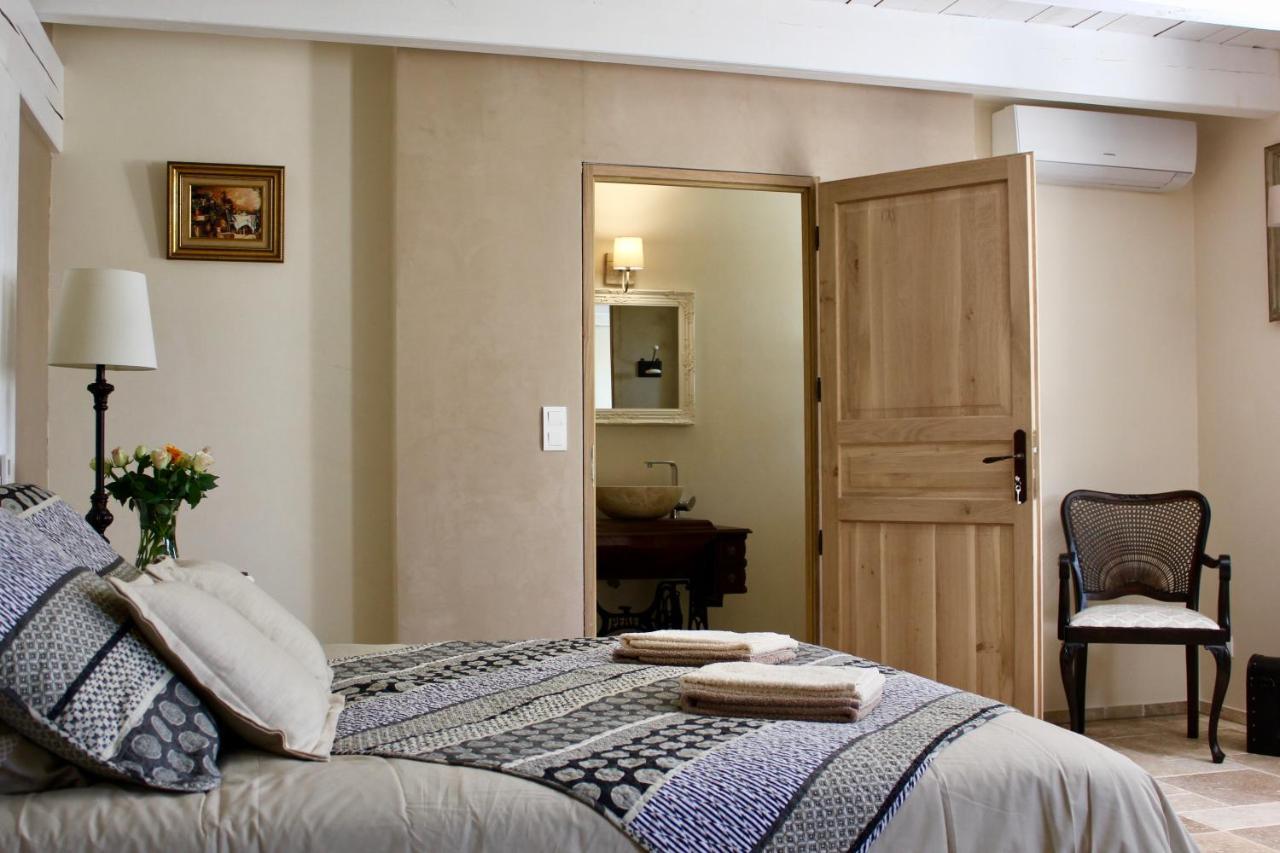 Le Clos Vitis Violes Экстерьер фото