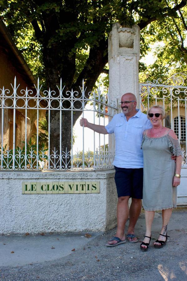 Le Clos Vitis Violes Экстерьер фото